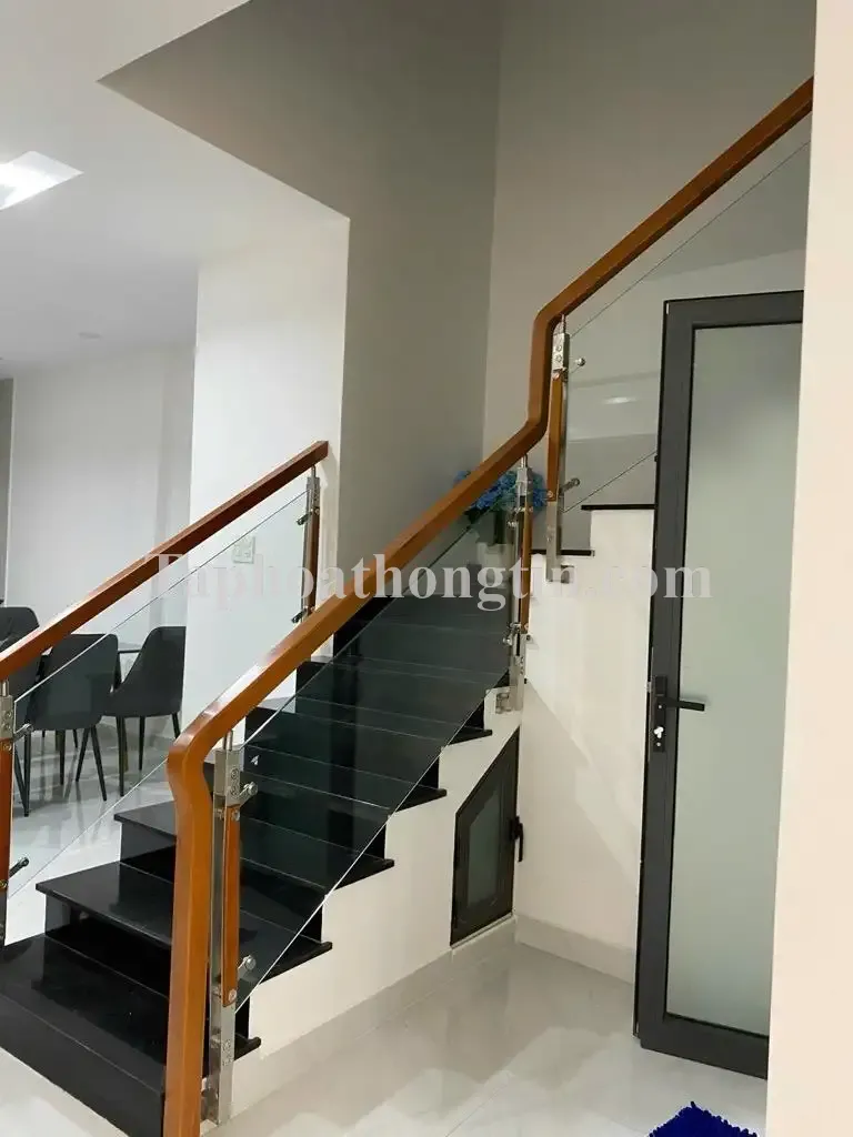 MẶT TIỀN NGUYỄN KIỆM – KINH DOANH ĐỈNH – 70M2 – NHỈNH 12 TỶ