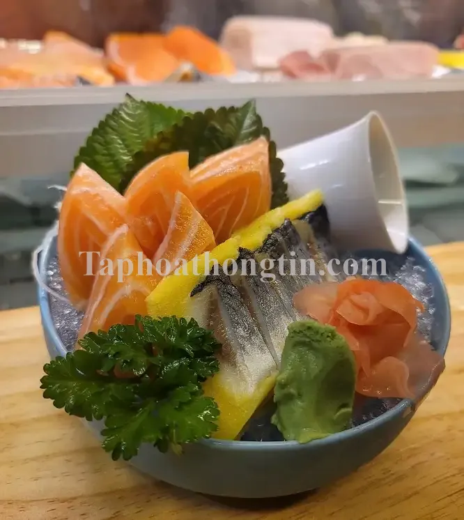 UY-Qu-Sushi-Ngon-139B-V-n-Bi-P-Tr-ng-TP-Th-c-Tel-0905463401