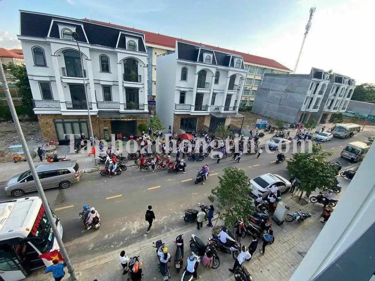 Bán đất Khu Nhà Ở Hoàng Lộc – Phú Chánh, Diện tích: 72m² Giá bán: 1 tỷ 450